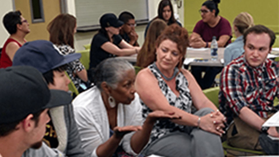 Read more about the article Teaching Deliberative Democracy Deliberatively