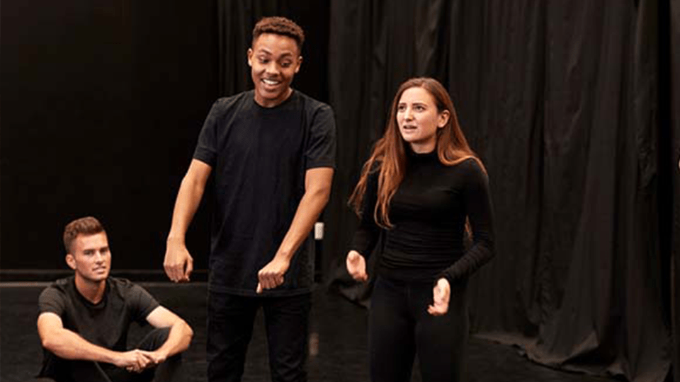 Read more about the article Civic Engagement Through Theatre: Running a Brechtian Workshop in the Classroom